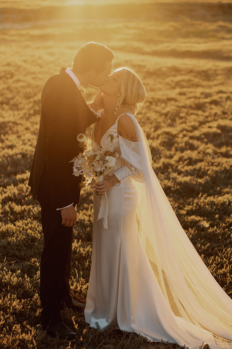 factors choosing wedding planner